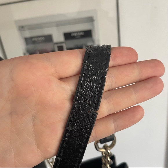 Kate Spade patent leather handbag - Picture 4 of 5